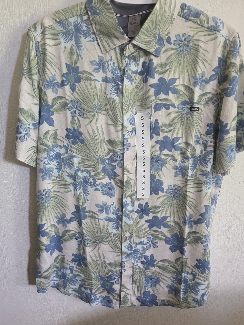 Hurley Green & Blue Tropical Floral Short-Sleeve Button-Up Shirt